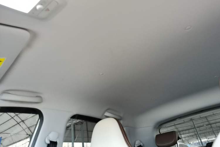 Used Wuling Bingo 2024 333 km Enjoyment Version Headliner