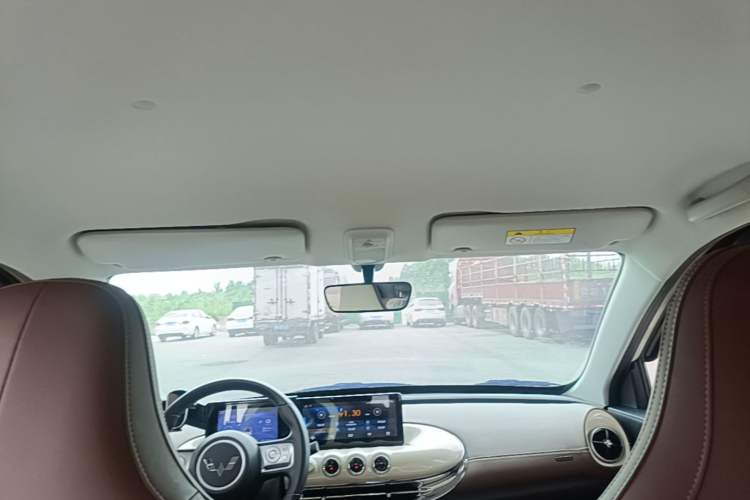 Used Wuling Bingo 2024 333 km Enjoyment Version Headliner