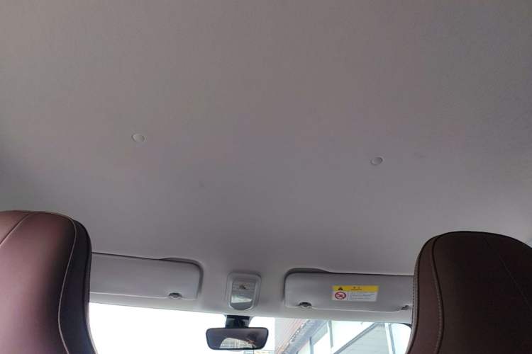 Used Wuling Bingo 2024 333 km Enjoyment Version Headliner