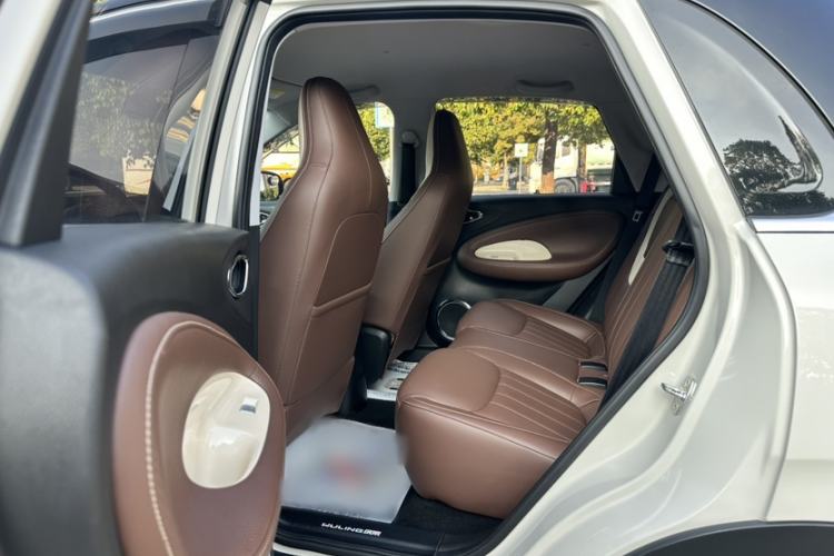 Used Wuling Bingo 2024 333 km Enjoyment Version Interior 1