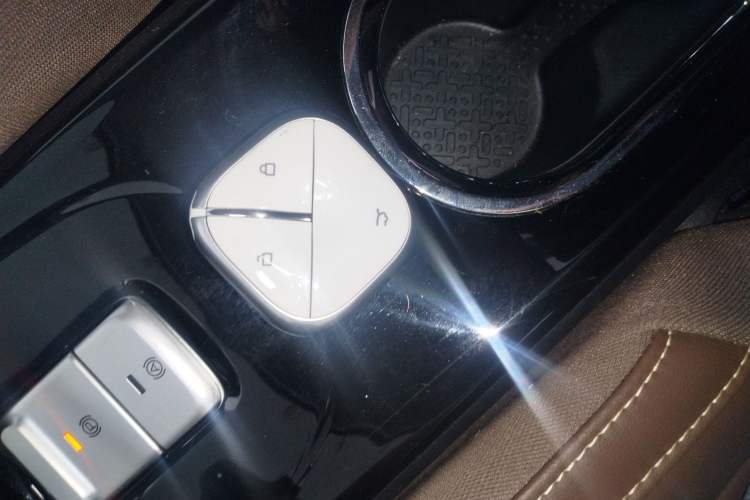 Used Wuling Bingo 2024 333 km Enjoyment Version Interior 1