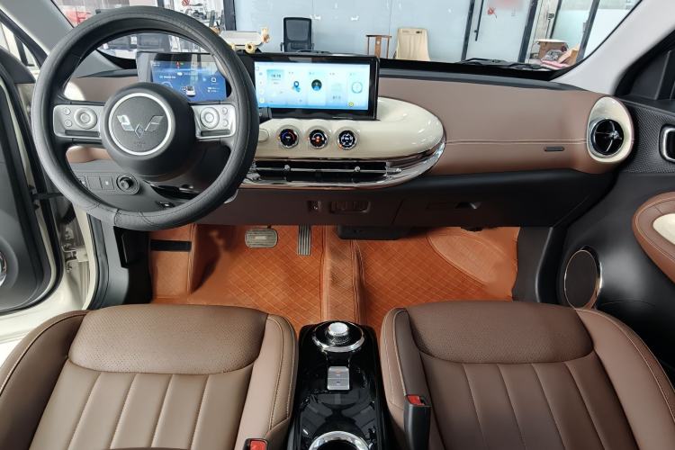 Used Wuling Bingo 2024 333 km Enjoyment Version Interior 1