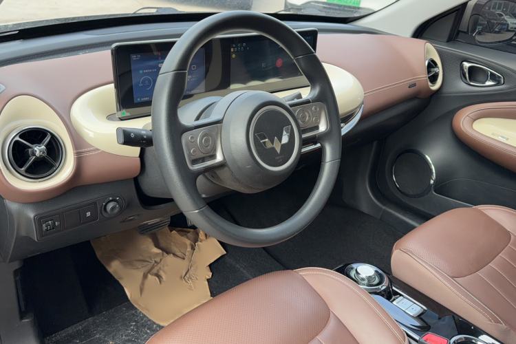Used Wuling Bingo 2024 333 km Enjoyment Version Interior 1