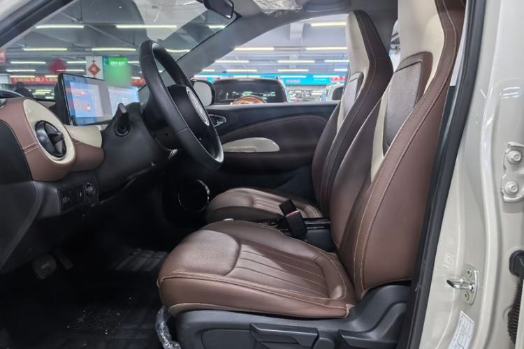 Used Wuling Bingo 2024 333 km Enjoyment Version Interior 3