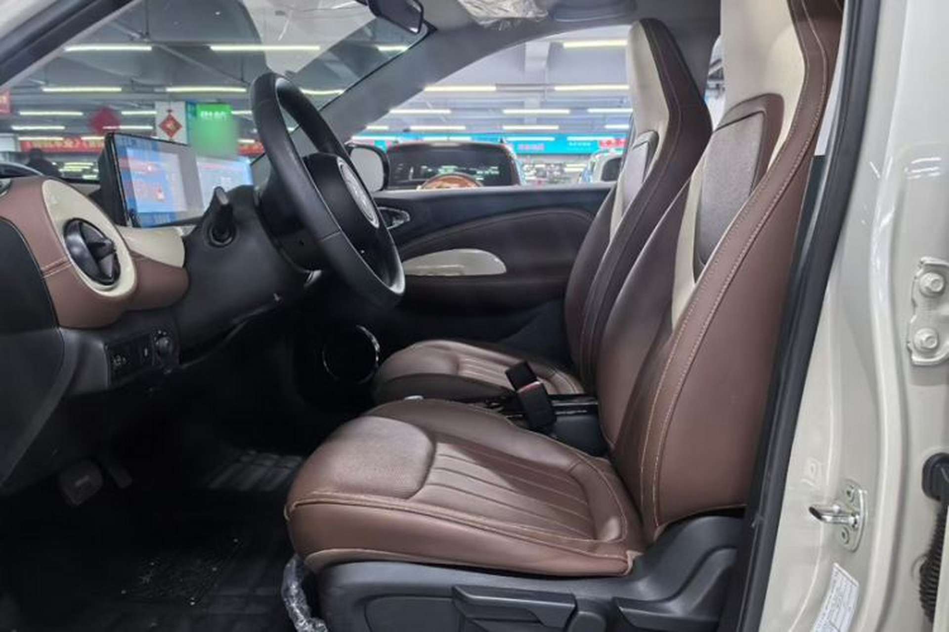 Used Wuling Bingo 2024 333 km Enjoyment Version Interior 3