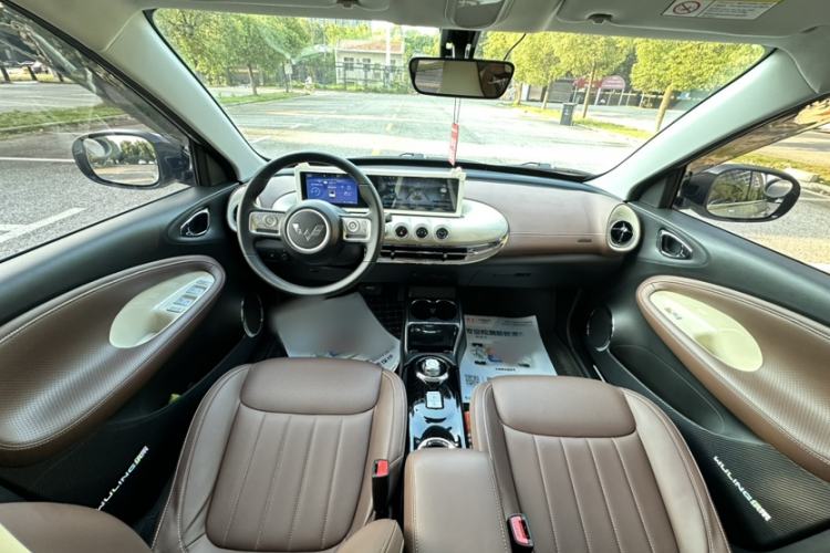 Used Wuling Bingo 2024 333 km Enjoyment Version Interior 3