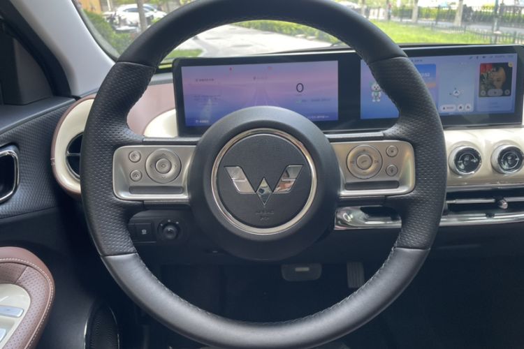 Used Wuling Bingo 2024 333 km Lingxi Connected Version Interior 3