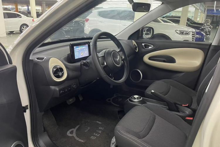 Used Wuling Bingo 2024 203km Light Edition Interior 3