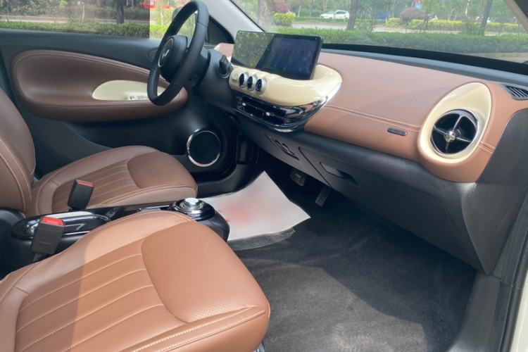 Used Wuling Bingo 2024 333 km Lingxi Connected Version Interior 3