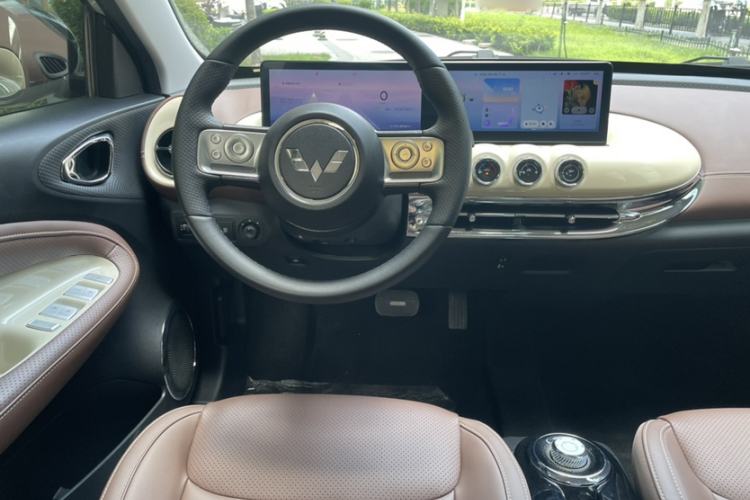 Used Wuling Bingo 2024 333 km Lingxi Connected Version Interior 5