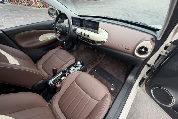 Used Wuling Bingo 2024 333 km Enjoyment Version Interior 5