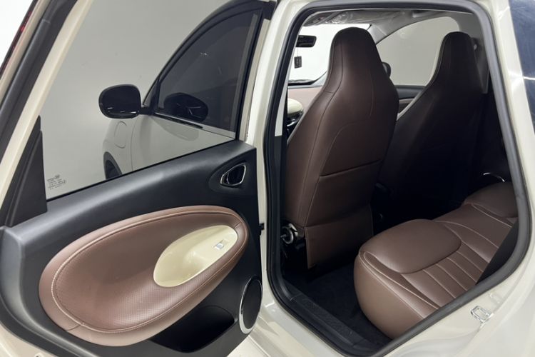 Used Wuling Bingo 2024 333 km Enjoyment Version Interior 7