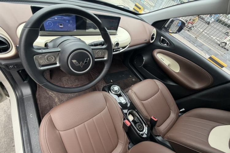 Used Wuling Bingo 2024 333 km Enjoyment Version Interior 7