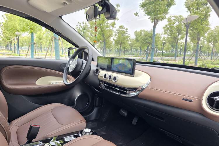 Used Wuling Bingo 2024 333 km Enjoyment Version Interior 8