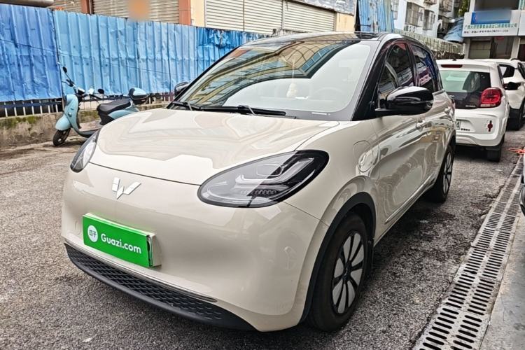 Used Wuling Bingo 2024 410 km Lingxi Deluxe Edition Guazi used car, China used car export, Used car for sale, Used Wuling cars, Cheapest cars for sale, Electric vehicle, New energy car