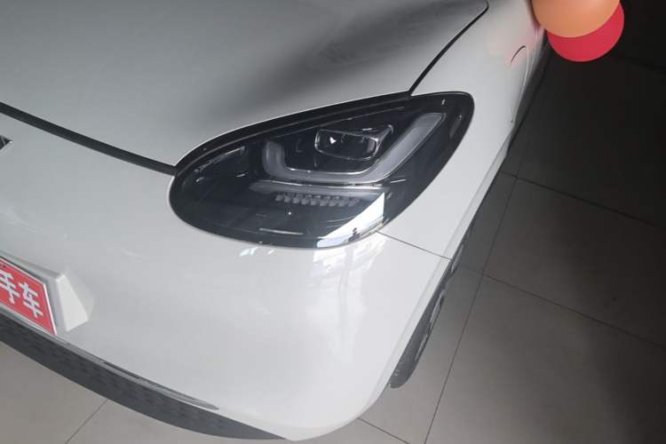 Used Wuling Bingo 2024 333 km Lingxi Connected Version Left Front Headlight