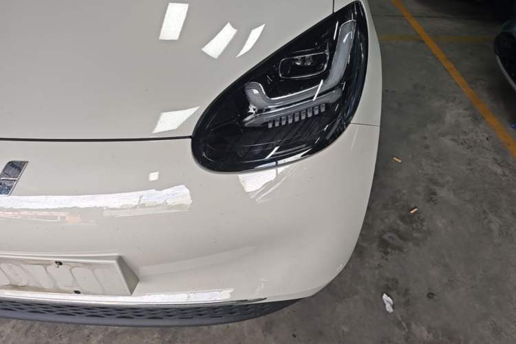 Used Wuling Bingo 2024 333 km Lingxi Connected Version Left Front Headlight