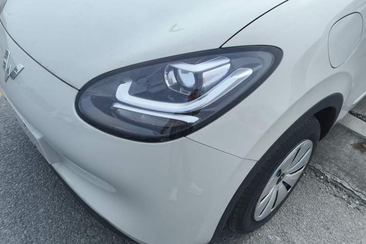 Used Wuling Bingo 2024 203km Light Edition Left Front Headlight