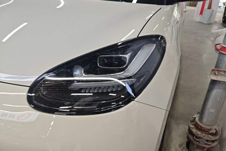 Used Wuling Bingo 2024 333 km Enjoyment Version Left Front Headlight