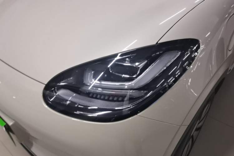 Used Wuling Bingo 2024 333 km Enjoyment Version Left Front Headlight