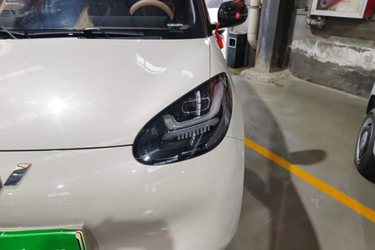 Used Wuling Bingo 2024 333 km Lingxi Connected Version Left Front Headlight
