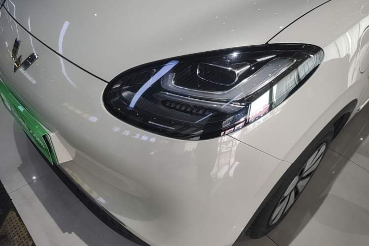 Used Wuling Bingo 2024 333 km Enjoyment Version Left Front Headlight
