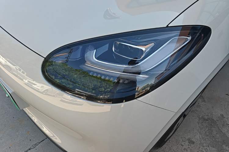 Used Wuling Bingo 2024 333 km Enjoyment Version Left Front Headlight