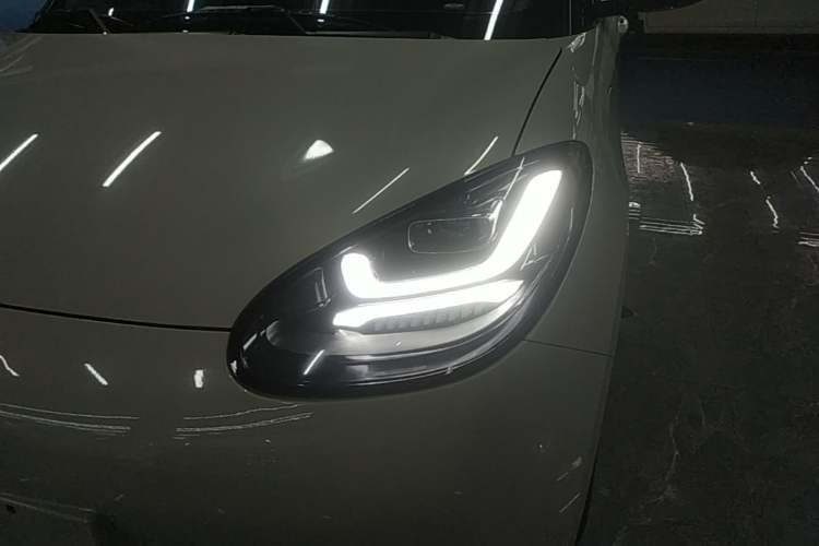 Used Wuling Bingo 2024 333 km Enjoyment Version Left Front Headlight