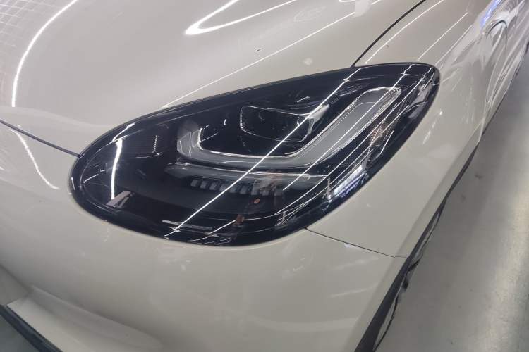 Used Wuling Bingo 2024 333 km Enjoyment Version Left Front Headlight