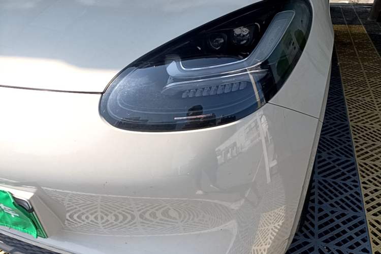 Used Wuling Bingo 2024 333 km Lingxi Connected Version Left Front Headlight