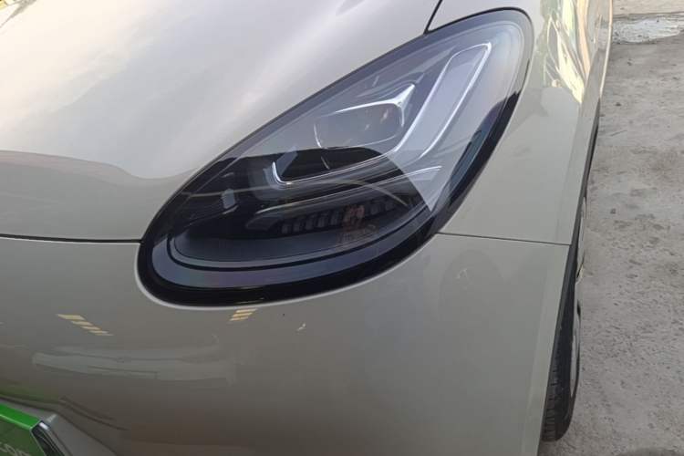 Used Wuling Bingo 2024 333 km Enjoyment Version Left Front Headlight