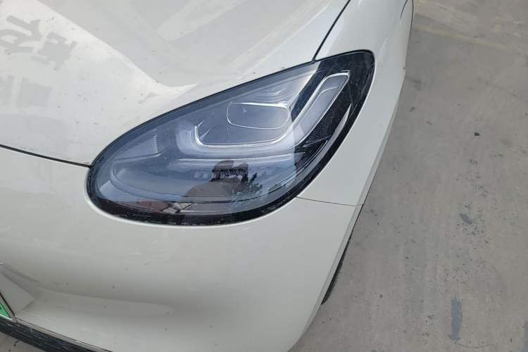 Used Wuling Bingo 2024 333 km Lingxi Connected Version Left Front Headlight