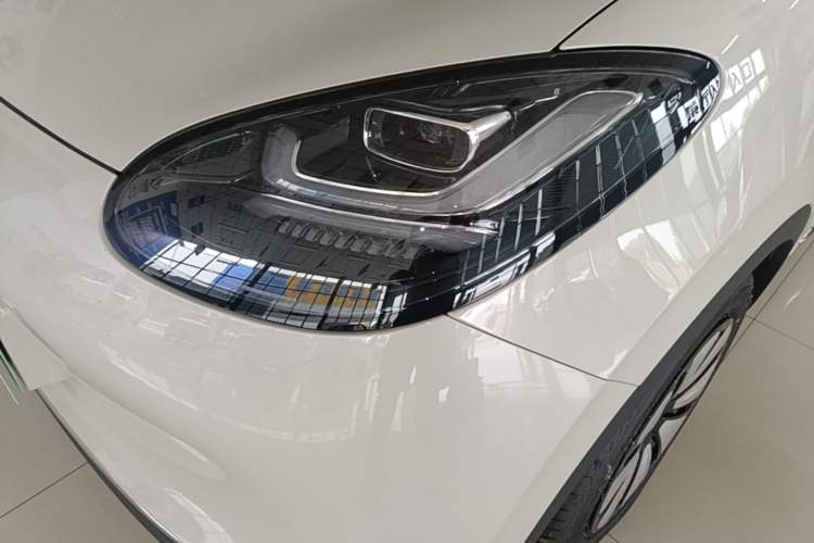 Used Wuling Bingo 2024 333 km Enjoyment Version Left Front Headlight