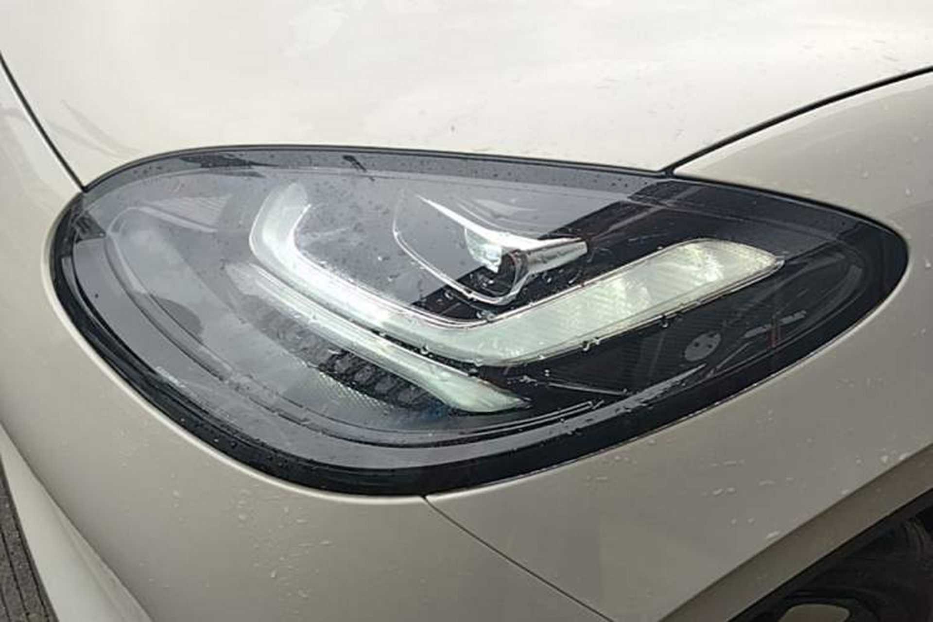 Used Wuling Bingo 2024 333 km Enjoyment Version Left Front Headlight