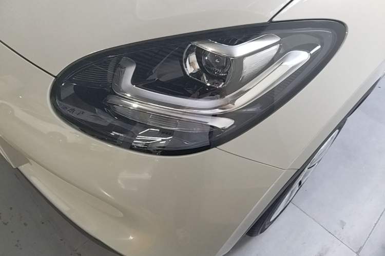 Used Wuling Bingo 2024 203km Light Edition Left Front Headlight