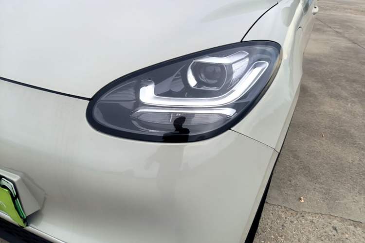 Used Wuling Bingo 2024 203km Light Edition Left Front Headlight