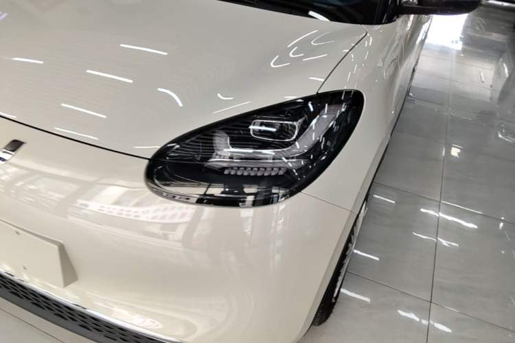 Used Wuling Bingo 2024 333 km Enjoyment Version Left Front Headlight