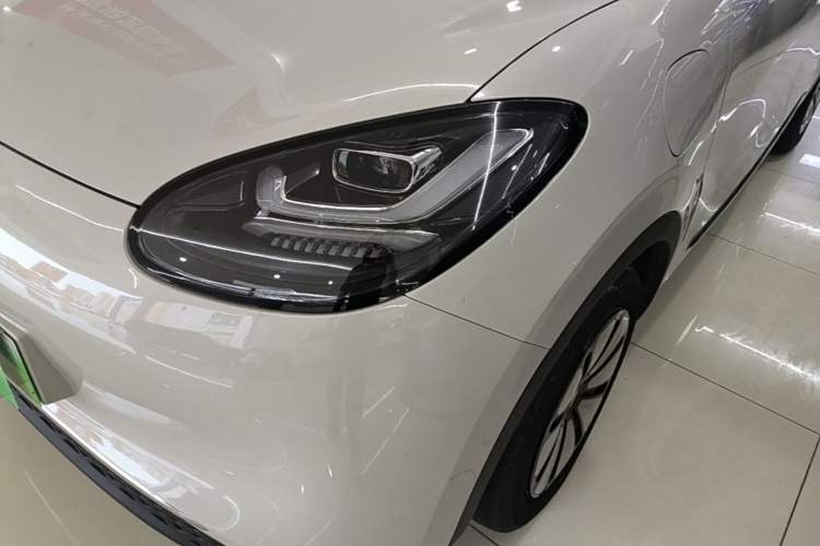 Used Wuling Bingo 2024 333 km Lingxi Connected Version Left Front Headlight