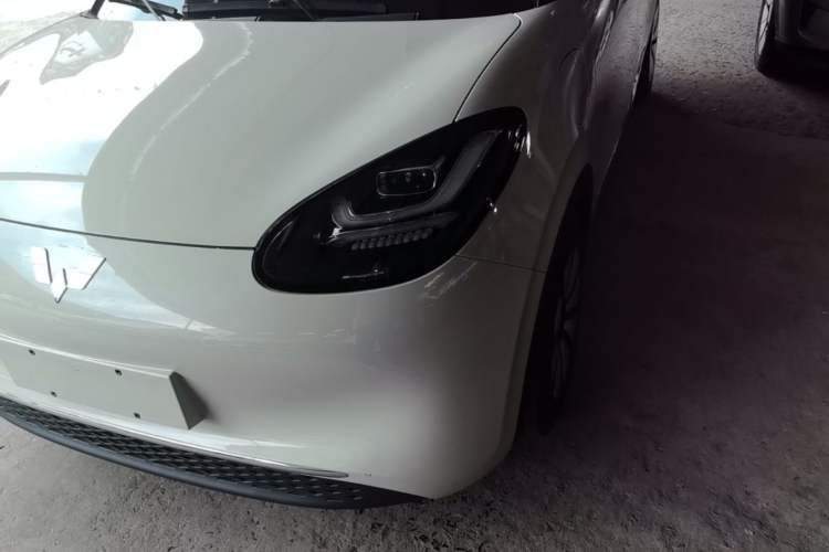 Used Wuling Bingo 2024 333 km Lingxi Connected Version Left Front Headlight