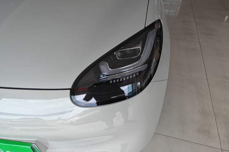 Used Wuling Bingo 2024 333 km Enjoyment Version Left Front Headlight