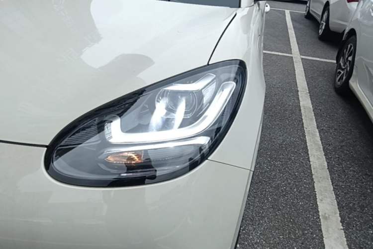 Used Wuling Bingo 2024 203km Light Edition Left Front Headlight