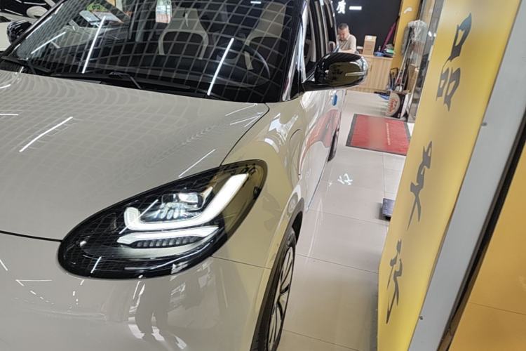 Used Wuling Bingo 2024 333 km Lingxi Connected Version Left Front Headlight