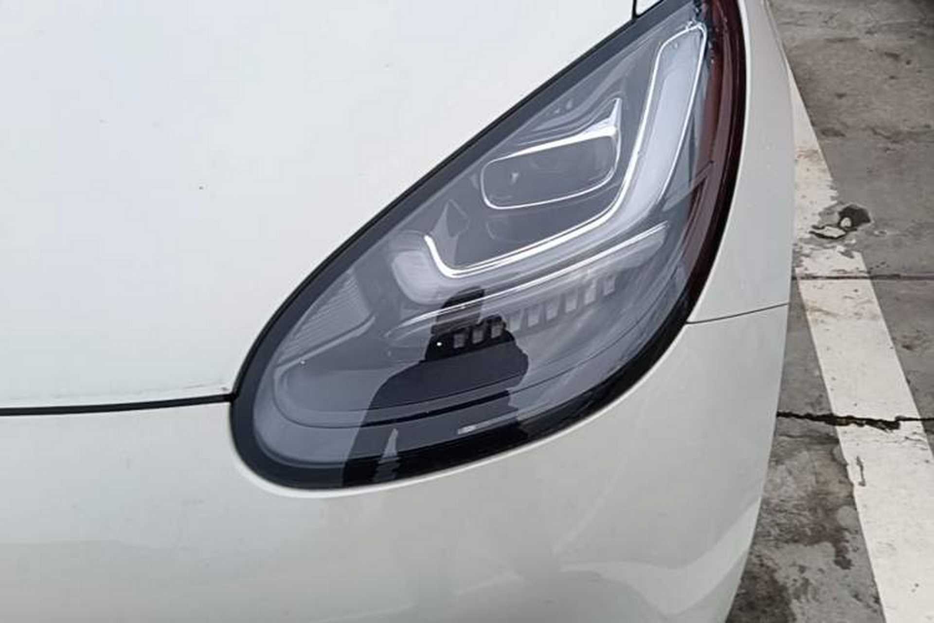 Used Wuling Bingo 2024 333 km Lingxi Connected Version Left Front Headlight