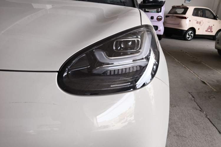 Used Wuling Bingo 2024 333 km Enjoyment Version Left Front Headlight