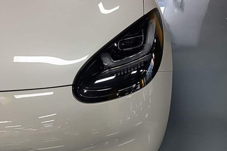 Used Wuling Bingo 2024 333 km Enjoyment Version Left Front Headlight