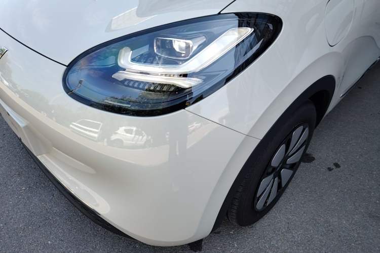 Used Wuling Bingo 2024 333 km Enjoyment Version Left Front Headlight