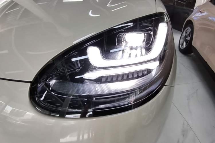Used Wuling Bingo 2024 333 km Enjoyment Version Left Front Headlight