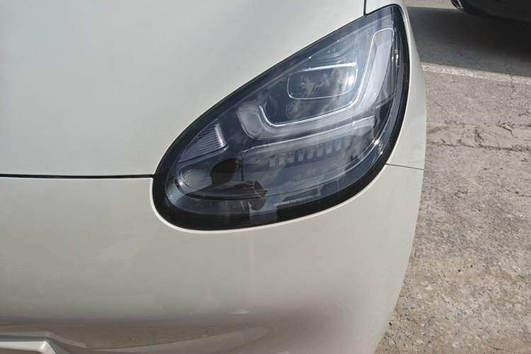 Used Wuling Bingo 2024 333 km Enjoyment Version Left Front Headlight