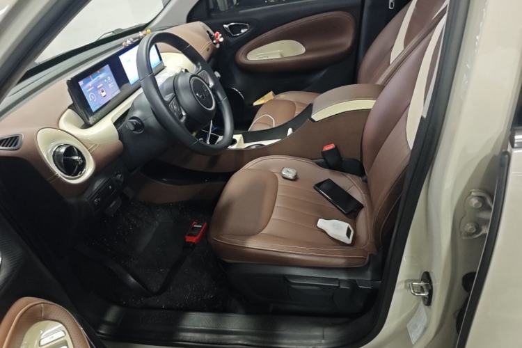 Used Wuling Bingo 2024 333 km Enjoyment Version Left Front Seat