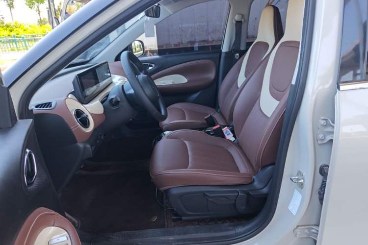 Used Wuling Bingo 2024 333 km Enjoyment Version Left Front Seat